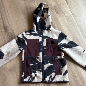 Armada fleece